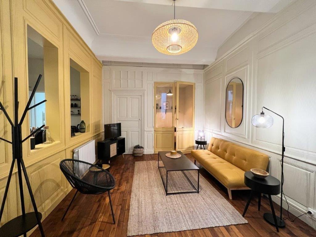 Le Boudoir De Clem Apartment ชาลง-ซูร์-ซอน ภายนอก รูปภาพ
