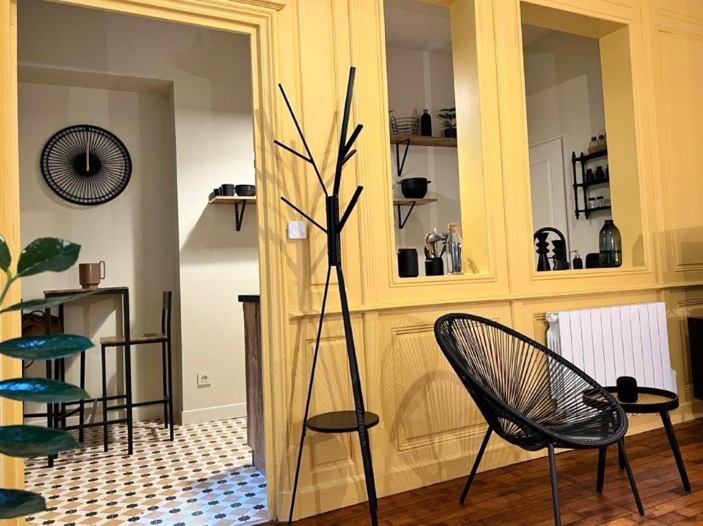 Le Boudoir De Clem Apartment ชาลง-ซูร์-ซอน ภายนอก รูปภาพ