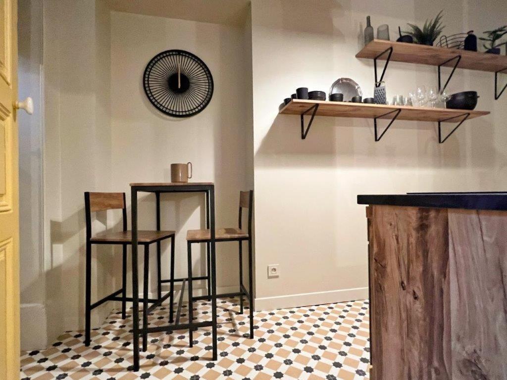 Le Boudoir De Clem Apartment ชาลง-ซูร์-ซอน ภายนอก รูปภาพ